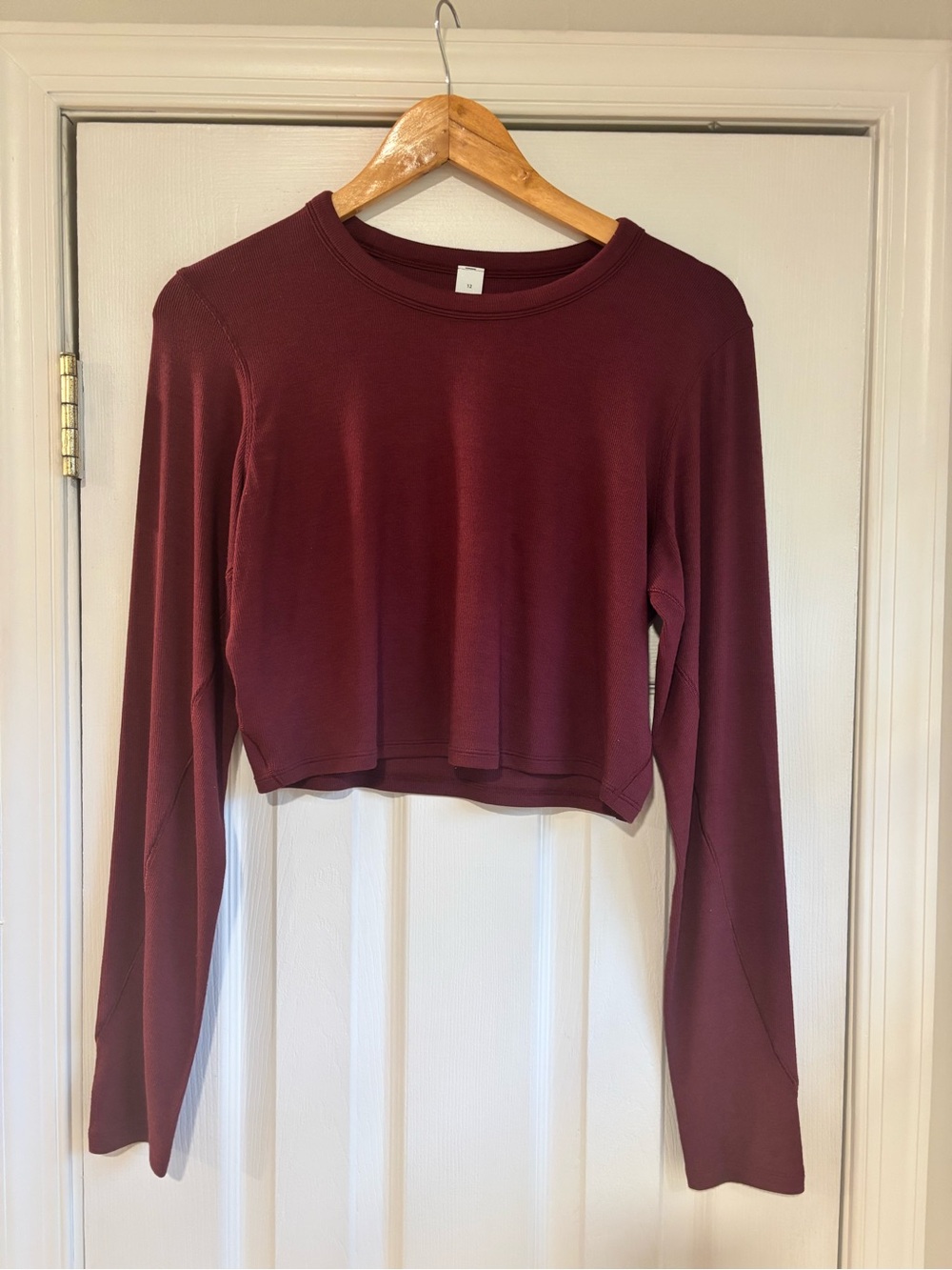 Lululemon Hold Tight Straight-Hem Cropped Long-Sleeve Shirt - Burgundy